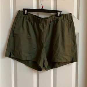 Madewell green shorts - Size xl Not NWT.